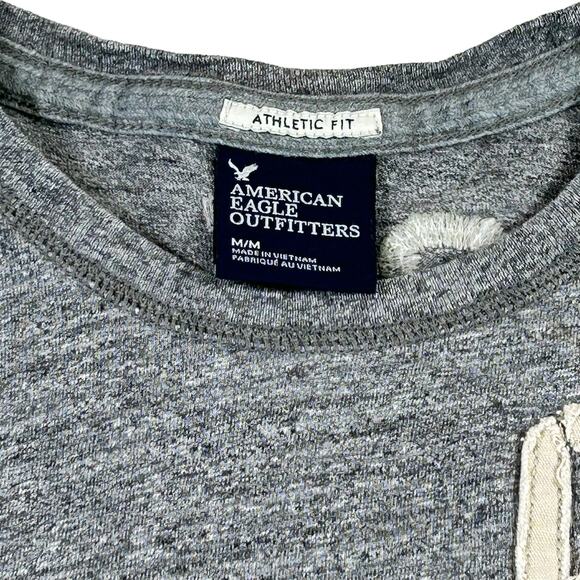 American Eagle Shirt Size Medium Gray Embroidered Athletic Pacific Graphic Tee - Picture 7 of 12